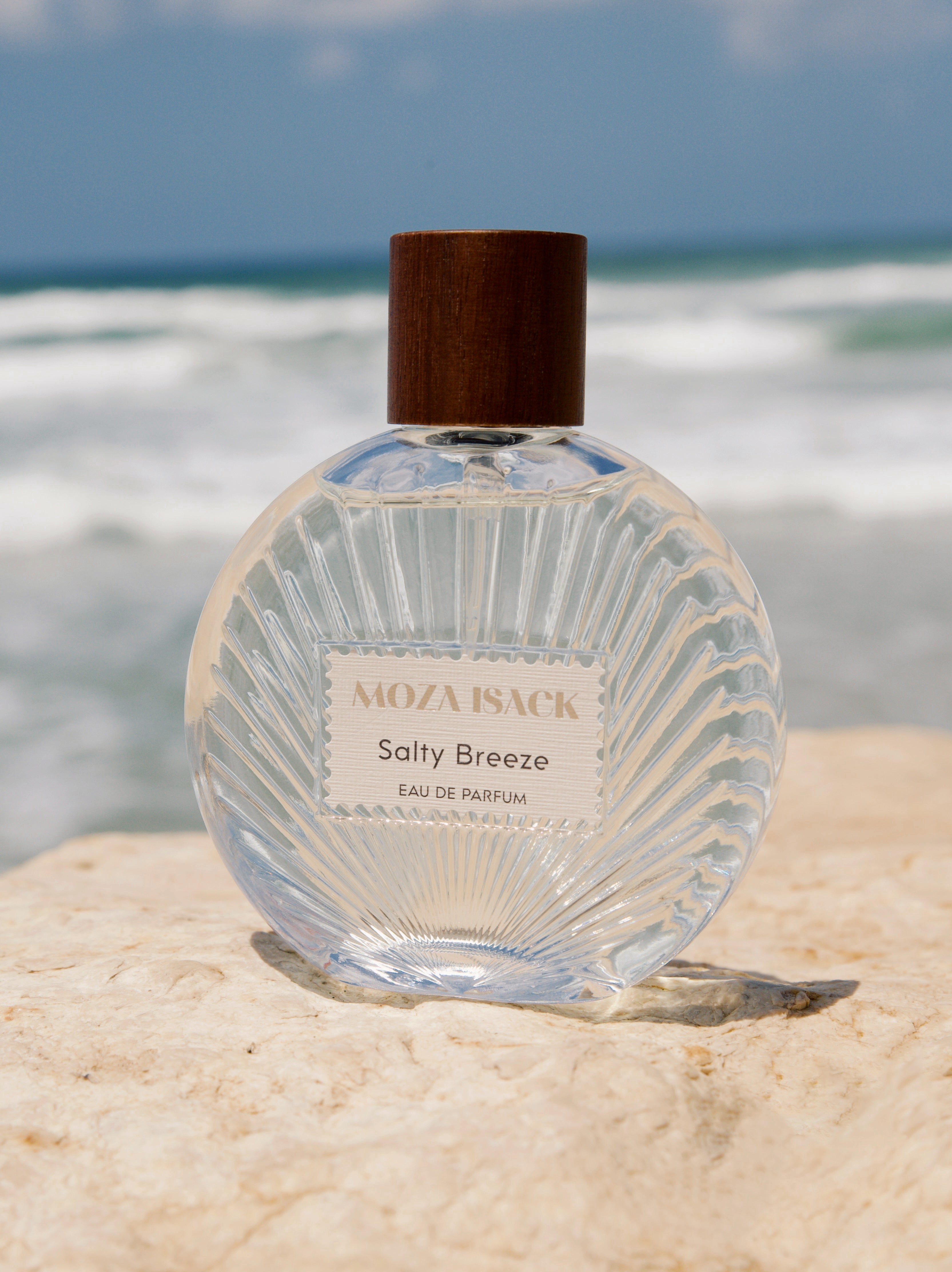 בקבוק בושם Salty Breeze מבית MOZA ISACK